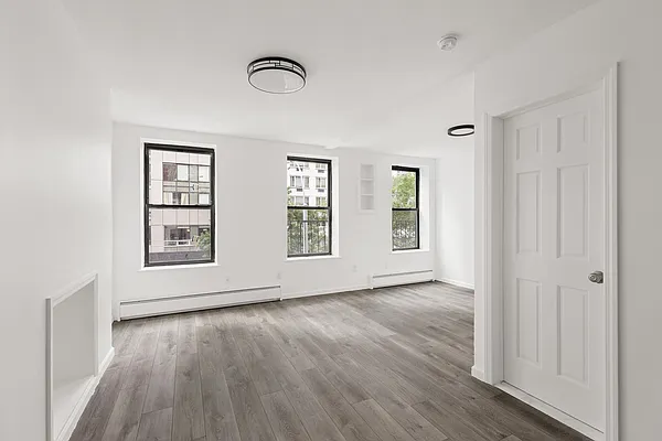 Rented by Compass | media 2