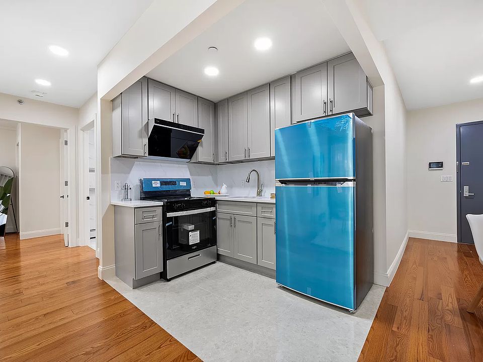 141-15 Cherry Ave Flushing NY | Zillow