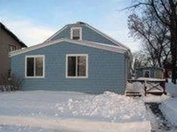 520 11th St N, Breckenridge, MN 56520