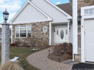 9 Beeston Ln, Methuen, MA 01844