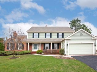 187 Rosslyn Ln, Inverness, IL 60067