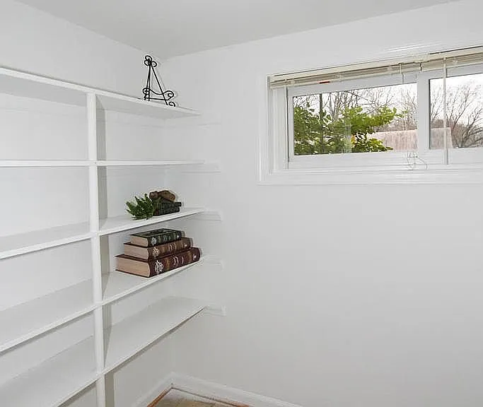 5115 Thackery Ct — Photo 4