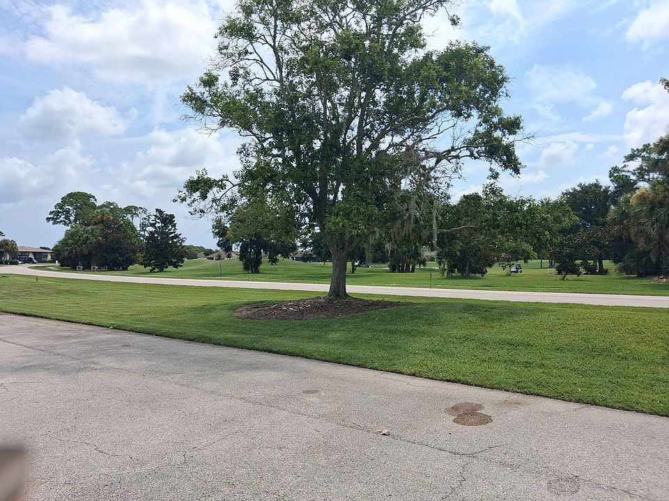 Palm Harbor Golf Cub right across the street from your building!
