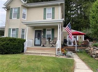 359 Forge St, Palmerton, PA 18071