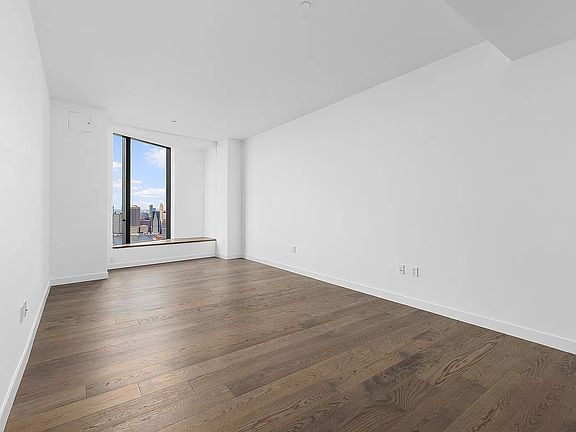 5th image of 11 Hoyt St #Penthouse A