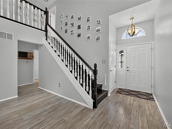 5th image of 3412 Charleston Place Ct