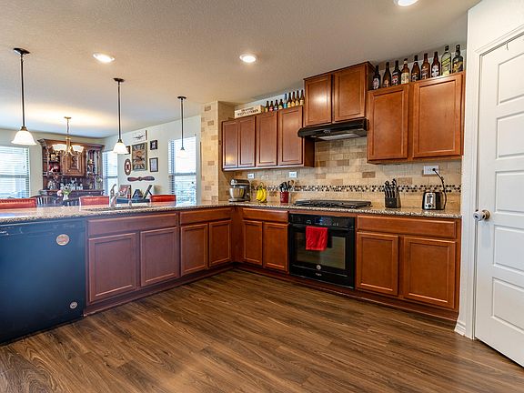 4th image of 14714 Achilles Dr