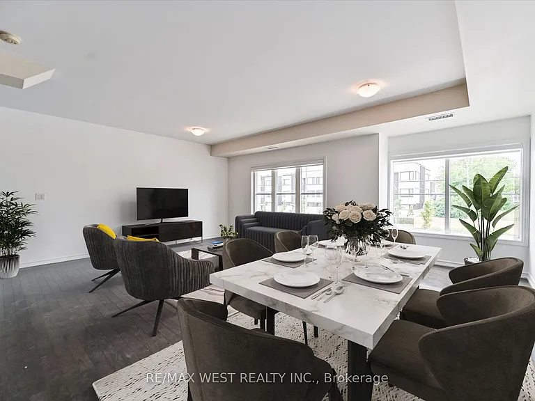 3865 Major Mackenzie Dr W #219 — Photo 16