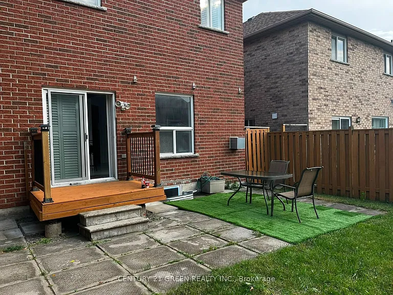 3253 Bruzan Cres #UPPER — Photo 3