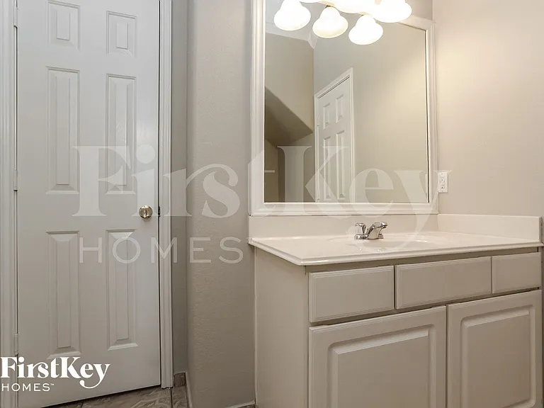 22518 Spence Park Ct — Photo 13