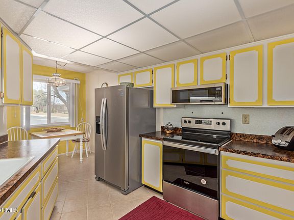 2nd image of 10918 W TOPAZ Drive