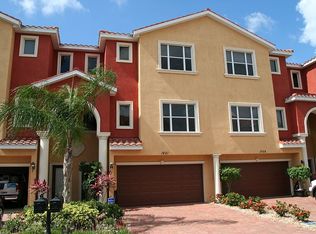 1231 E 3rd St, Palmetto, FL 34221