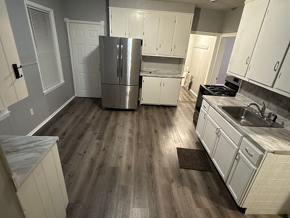 2nd image of 187-191 Charles St #2