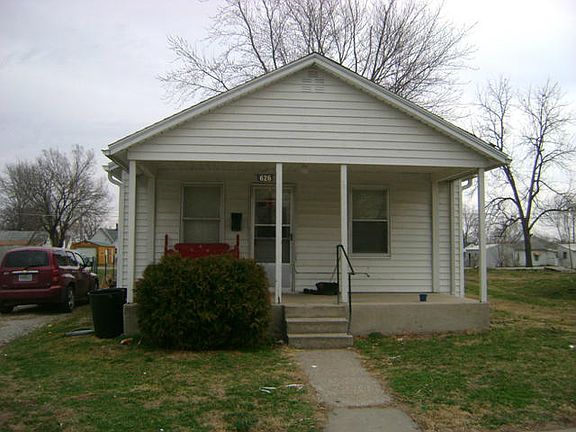 2nd image of 626 N Ellsworth Ave