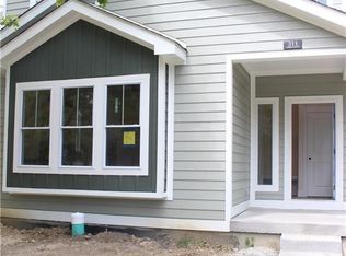307 E North St, Westfield, IN 46074