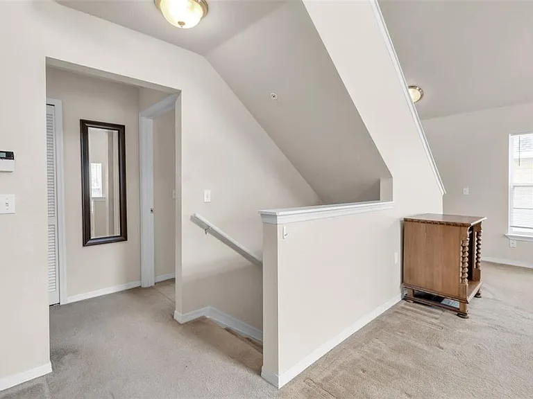 5541 Rosehill Rd #202 — Photo 8