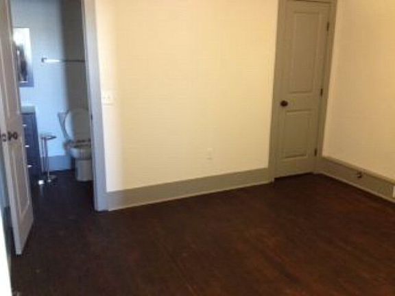 5th image of 215 N Ashley St APT D