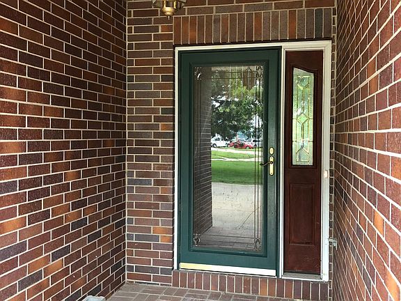 2nd image of 3111 Grand Ave #0