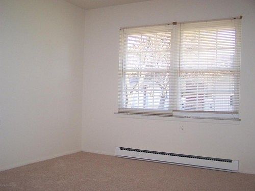5th image of 986 Aberdeen Dr
