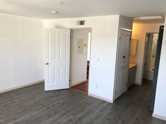 3rd image of 3855 Carter Dr APT 301