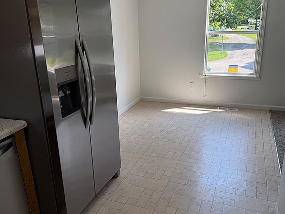 5th image of 2413 N Buckles St