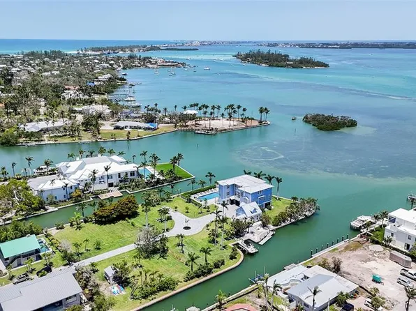 630 De Narvaez Dr, Longboat Key, FL 34228