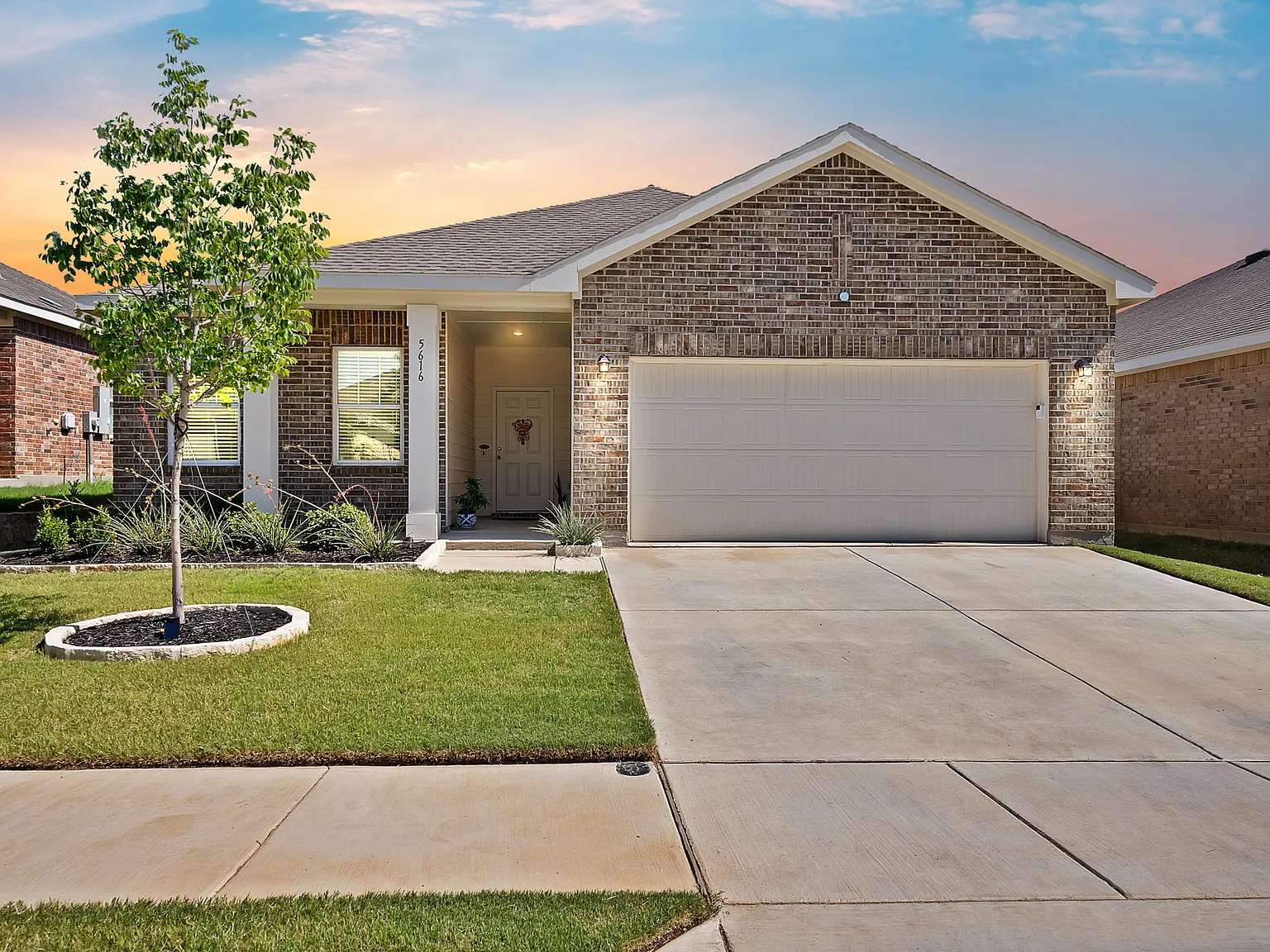 4 bed, 1802 sqft, $2,400 — Photo 1