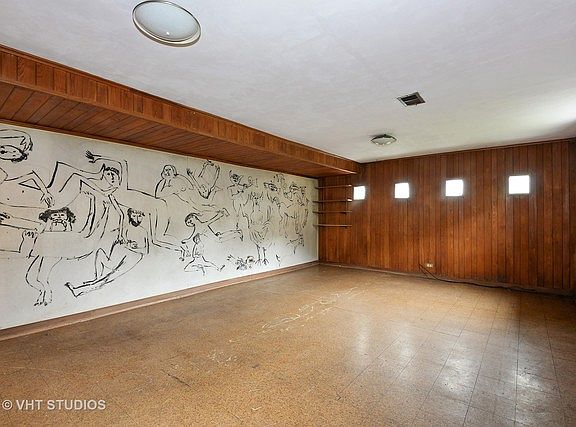 5th image of 6710 N Kostner Ave