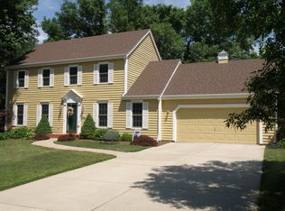 3636 S 123rd St, Greenfield, WI 53228
