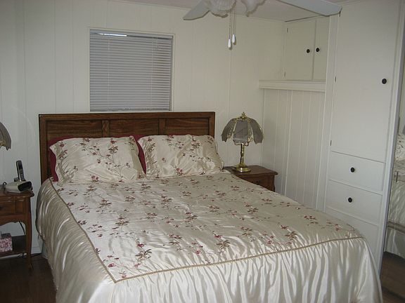 3rd image of 69381 Crestview Dr