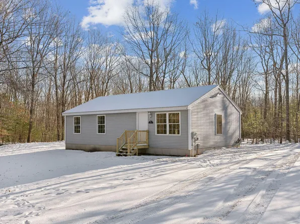 18 Hill Valley Road, Poland, ME 04274