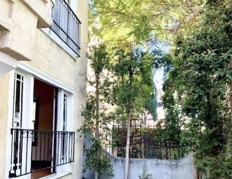 1431 N Las Palmas Ave — Photo 9