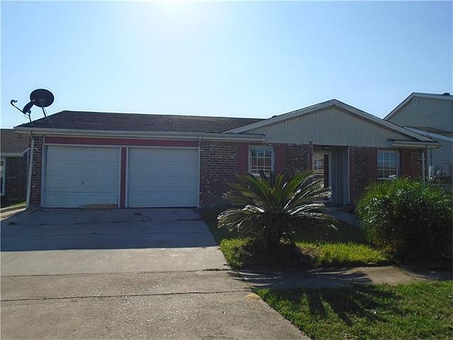 1st image of 3144 Barbwood Dr