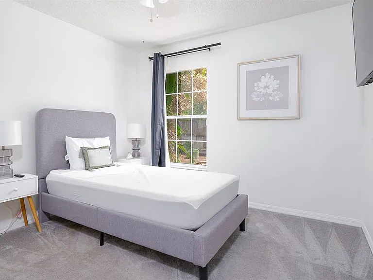 254 Oak Park Pl — Photo 24