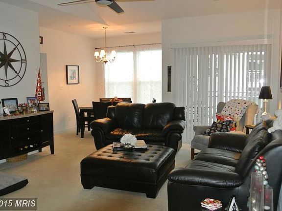 3rd image of 3517 Piney Woods Pl