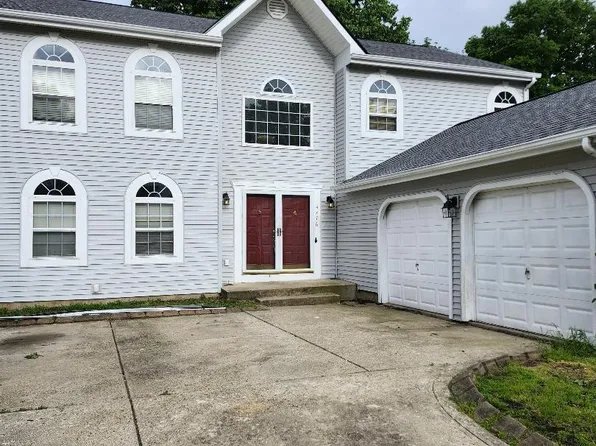 4876 Bixby Ridge Dr E, Groveport, OH 43125