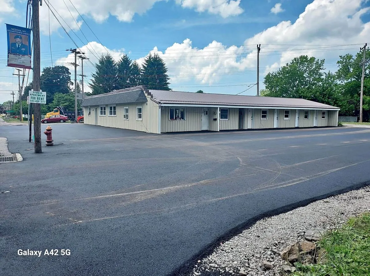 1 bed, $800 — Photo 1