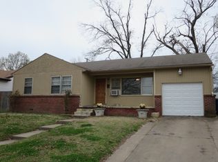 9156 E 3rd Pl, Tulsa, OK 74112