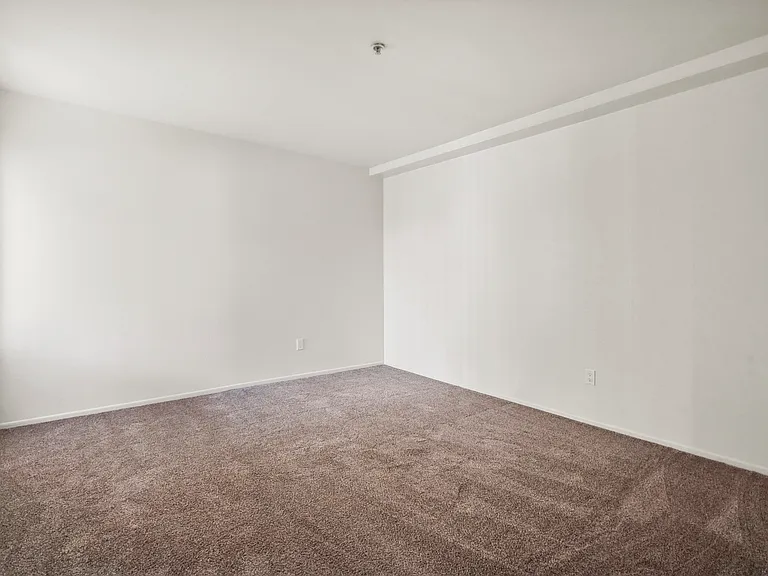 Kimberly Terrace — Photo 12