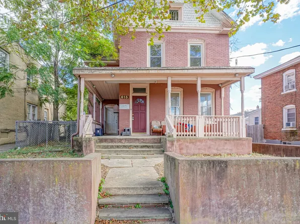 615 S 7th St, Vineland, NJ 08360