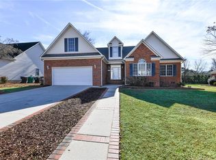 634 Tara Dr, High Point, NC 27265