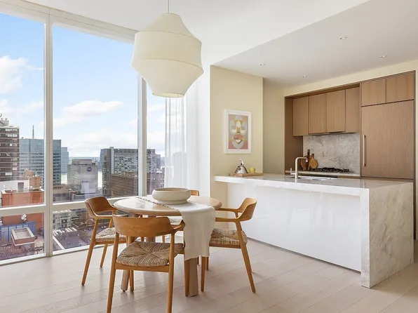 501 3rd Ave #21B, New York, NY 10016