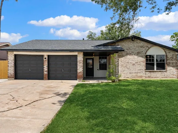 12119 Crystalwood Dr, Houston, TX 77013