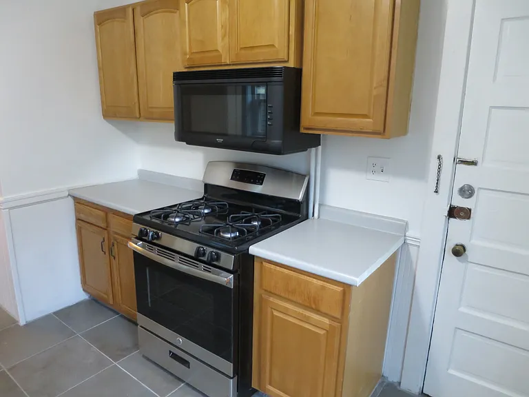 10 Charles E Ryan Rd #1B — Photo 14