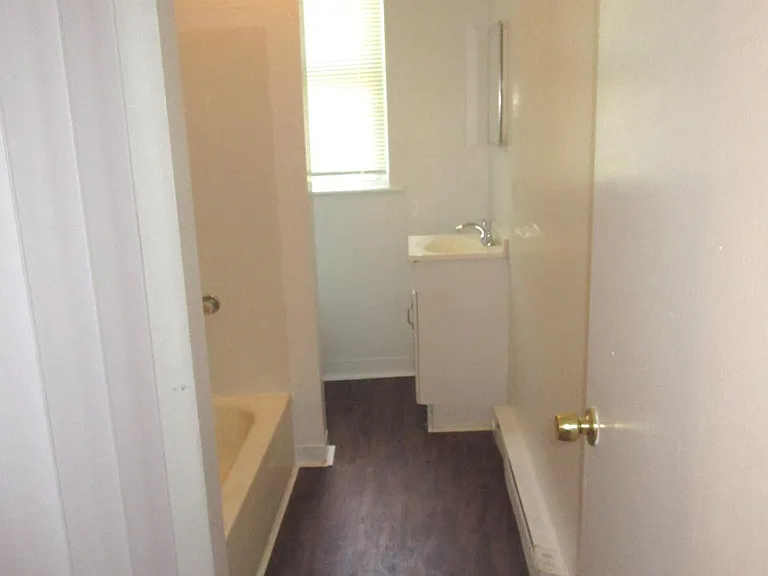 1300 Wagner Ave #2 — Photo 16