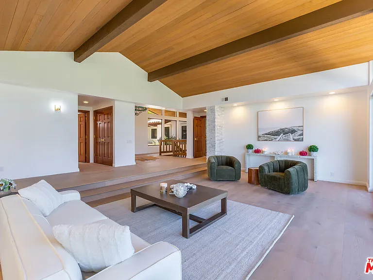 5109 Lakeview Canyon Rd — Photo 11