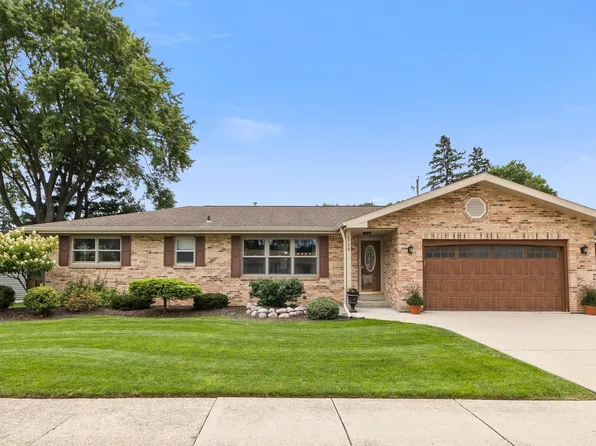 2510 Mount Vernon Ave, Janesville, WI 53545