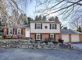 408 E Oregon Rd, Lititz, PA 17543