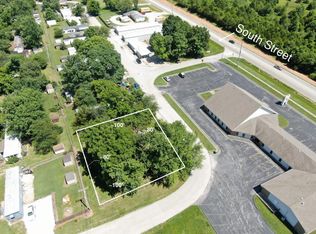 1105 W Windsor St, Ozark, MO 65721