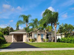 5057 Lake Blvd, Delray Beach, FL 33484